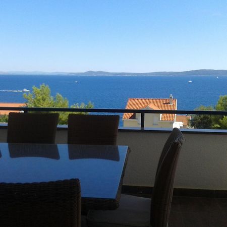 Apartmani Svalina - Seaview And 130M From Beach โตรกีร์ ภายนอก รูปภาพ