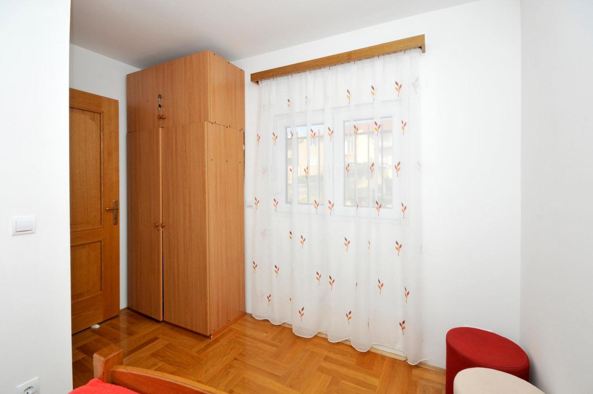 Apartmani Svalina - Seaview And 130M From Beach โตรกีร์ ภายนอก รูปภาพ