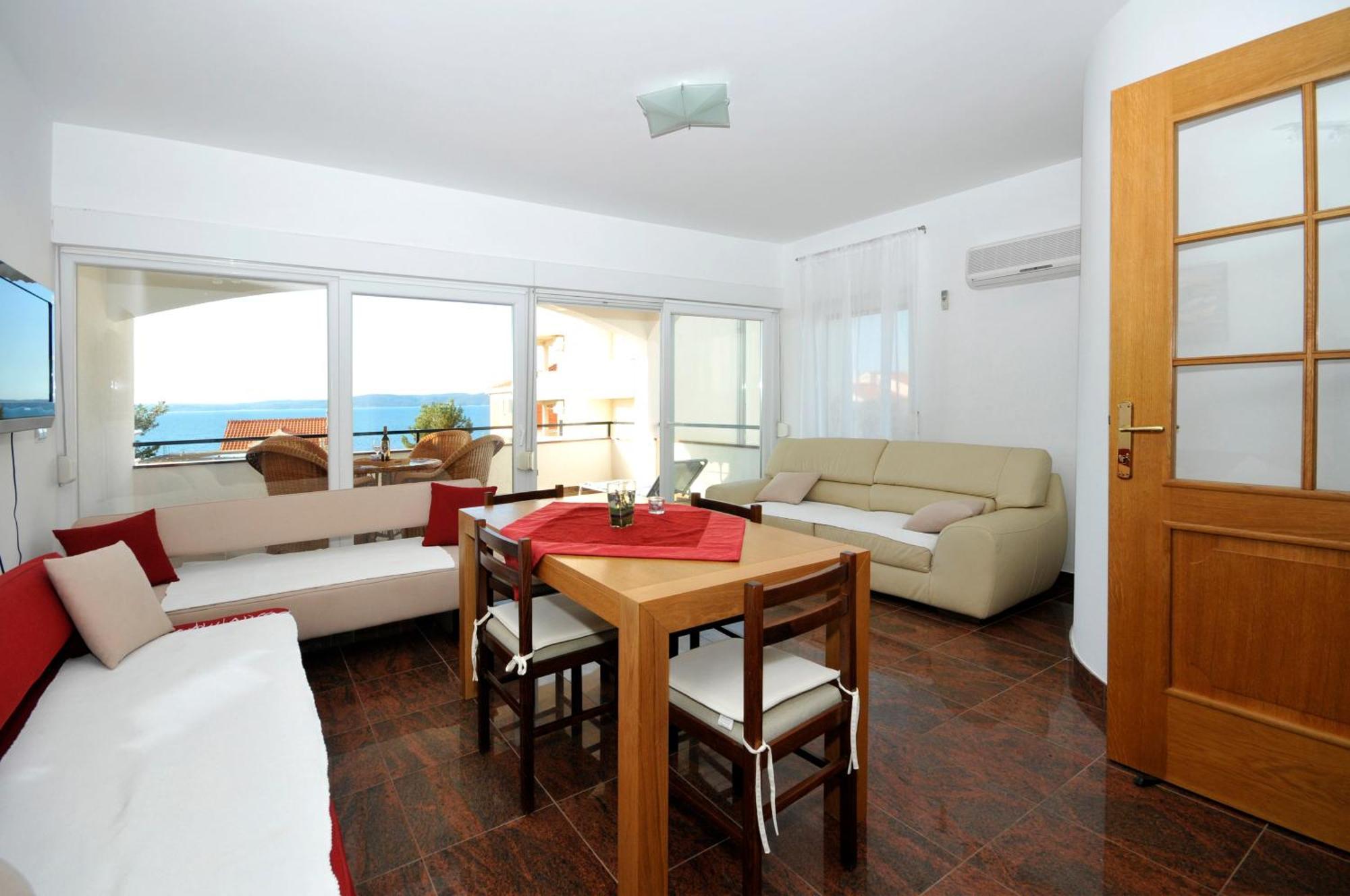 Apartmani Svalina - Seaview And 130M From Beach โตรกีร์ ภายนอก รูปภาพ