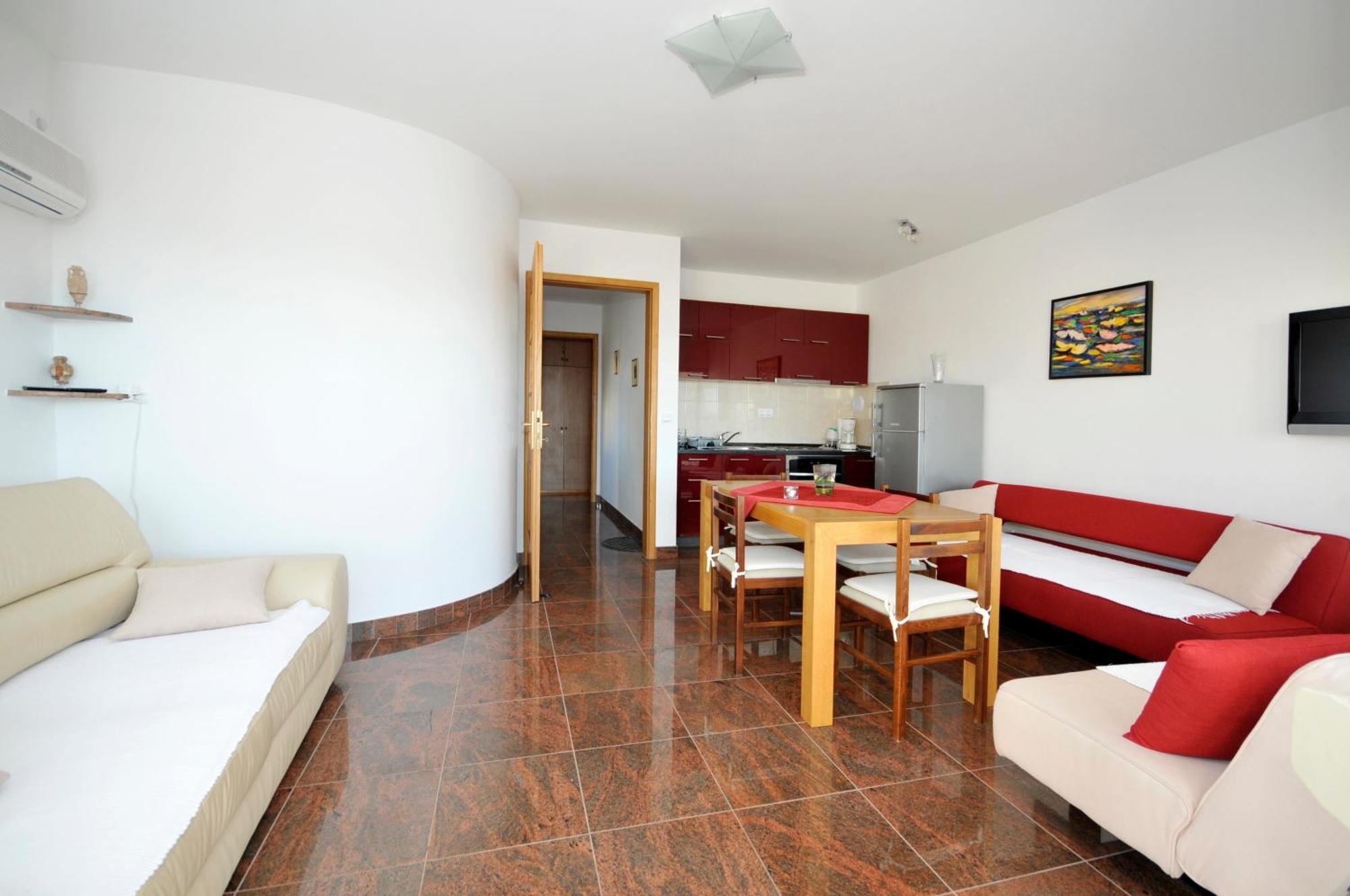 Apartmani Svalina - Seaview And 130M From Beach โตรกีร์ ภายนอก รูปภาพ