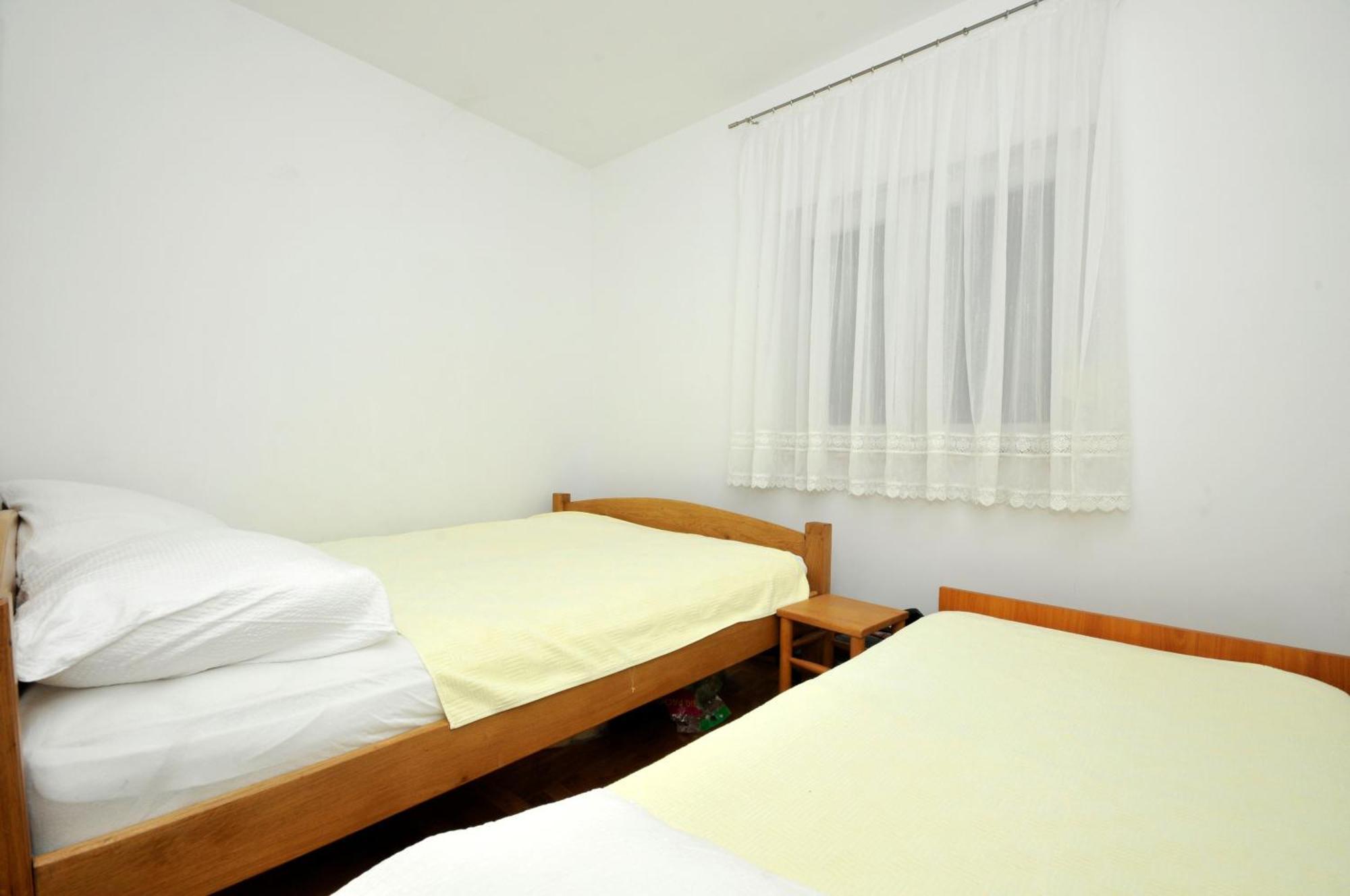 Apartmani Svalina - Seaview And 130M From Beach โตรกีร์ ภายนอก รูปภาพ