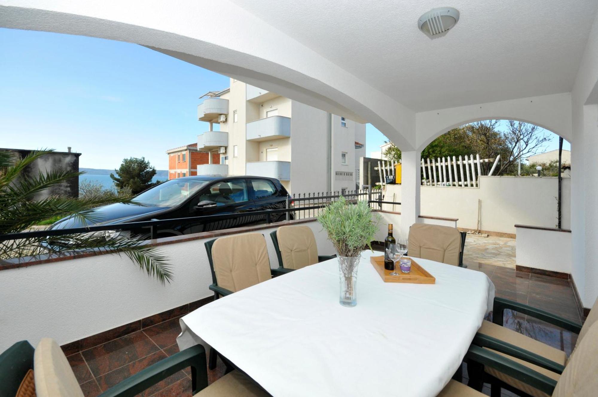 Apartmani Svalina - Seaview And 130M From Beach โตรกีร์ ภายนอก รูปภาพ