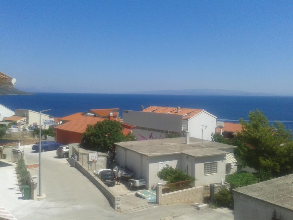 Apartmani Svalina - Seaview And 130M From Beach โตรกีร์ ภายนอก รูปภาพ
