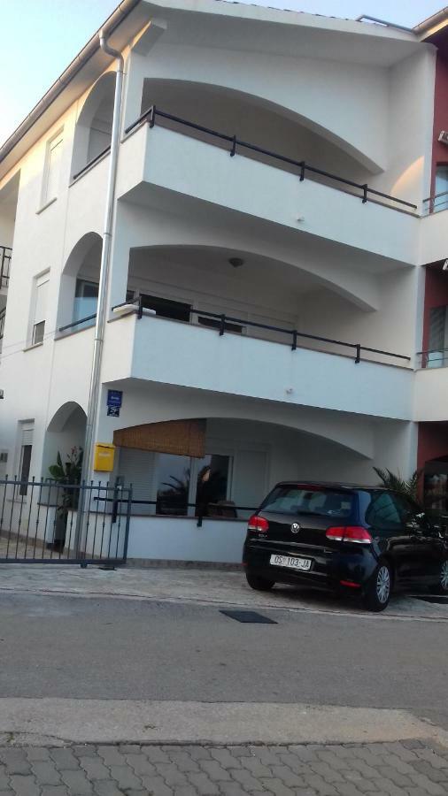 Apartmani Svalina - Seaview And 130M From Beach โตรกีร์ ภายนอก รูปภาพ